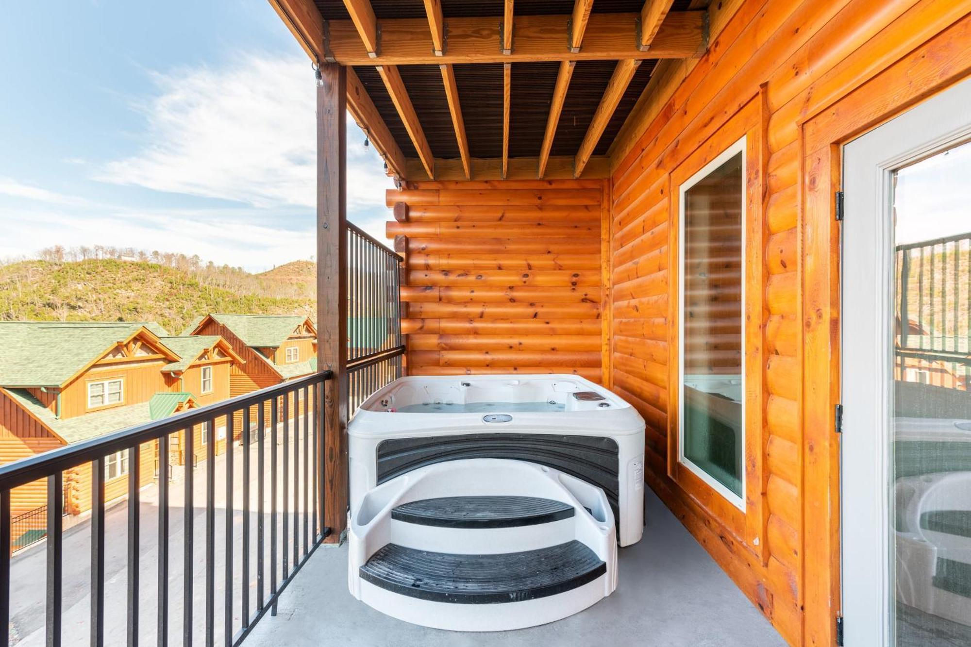 Duval By Avantstay 10Min To Dt Pigeon Forge W Indoor Pool Hot Tub Amazing Views Bagian luar foto